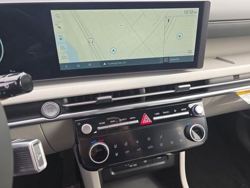 New 2026 Hyundai Tucson Limited image 10