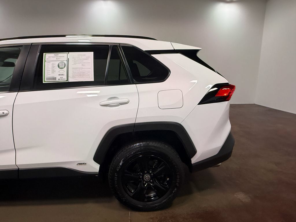 Used 2023 Toyota RAV4 LE AWD/4WD image 36