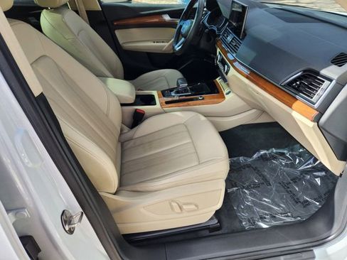 Used 2023 Audi Q5 2.0T Premium w/ Convenience Package AWD/4WD image 12