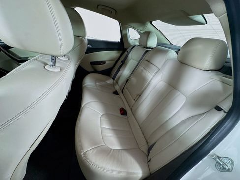 Used 2014 Buick Verano Leather FWD image 18