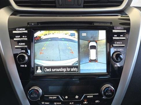 Used 2017 Nissan Murano SL image 13