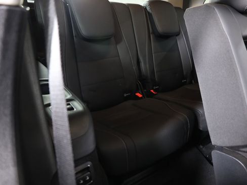 Used 2026 Mercedes-Benz GLS 450 4MATIC image 65