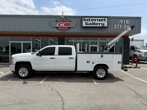 Used 2019 Chevrolet Silverado 2500 4x4 Crew Cab image 16