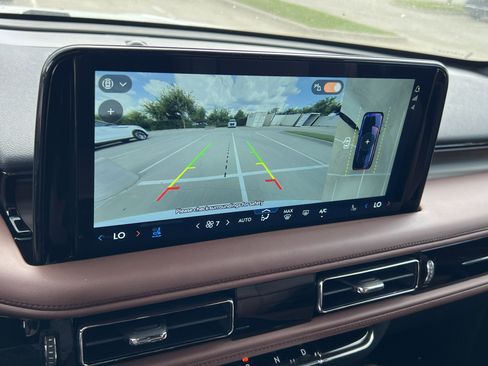 New 2025 Lincoln Aviator Reserve w/ Luxury Package image 20