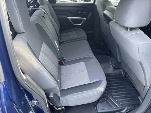 Used 2024 Nissan Titan SV RWD image 15