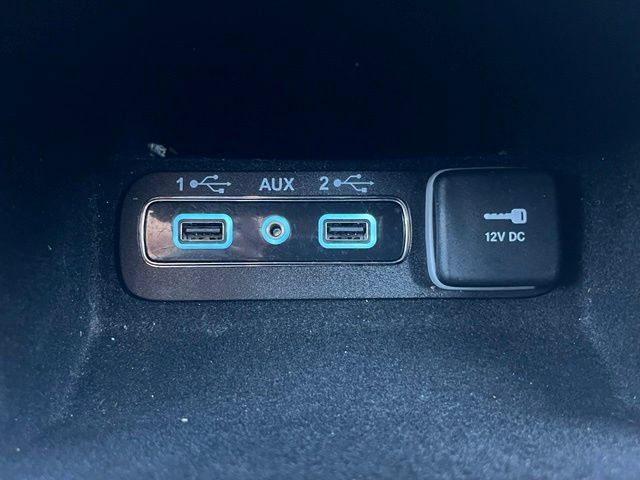 Certified 2019 Jeep Grand Cherokee Limited w/ Luxury Group II AWD/4WD image 36