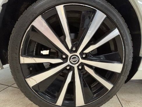Used 2022 Nissan Altima 2.5 SR FWD image 15