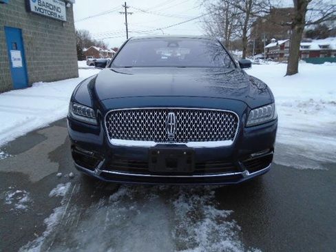 Used 2017 Lincoln Continental Reserve w/ Luxury Package image 4
