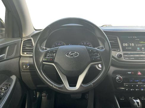 Used 2017 Hyundai Tucson Limited AWD/4WD image 18
