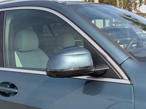 New 2026 BMW X5 xDrive40i w/ Premium Package image 13