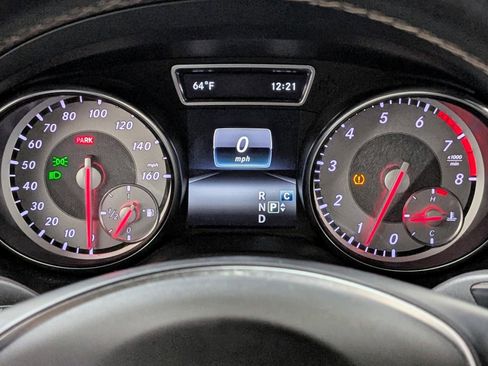 Used 2017 Mercedes-Benz GLA 250 4MATIC image 33