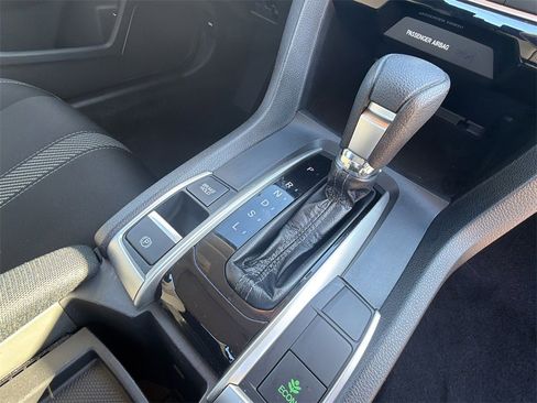 Used 2017 Honda Civic EX image 9