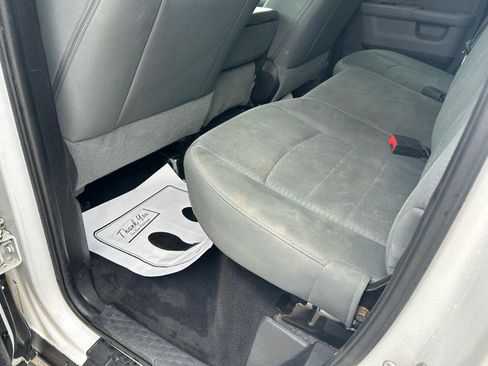 Used 2015 RAM 1500 Classic SLT AWD/4WD image 9