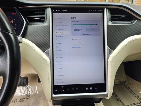 Used 2018 Tesla Model S 100D image 44