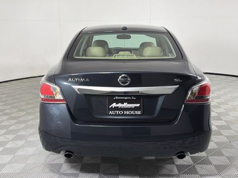Used 2015 Nissan Altima 2.5 SL w/ Technology Package image 6