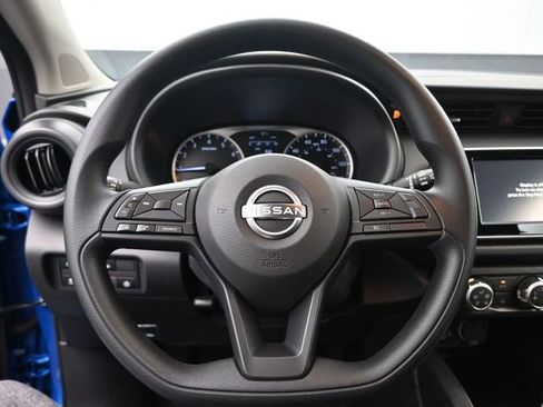 New 2025 Nissan Kicks Play S FWD image 21