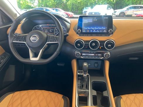 Certified 2023 Nissan Sentra SV w/ SV Premium Package FWD image 17