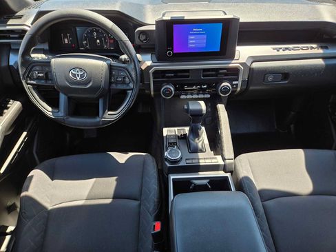 Used 2024 Toyota Tacoma SR5 AWD/4WD image 20
