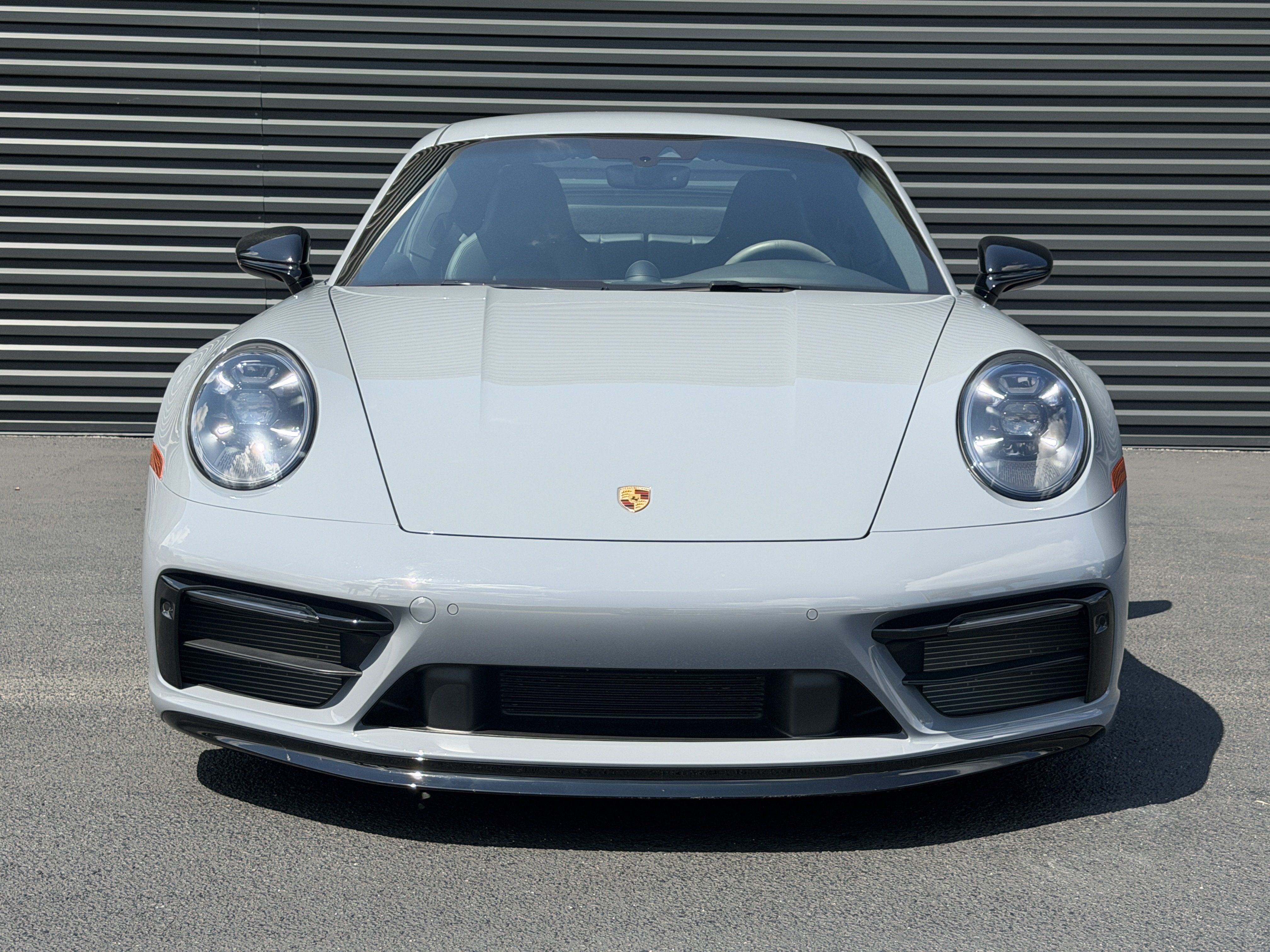 Certified 2024 Porsche 911 Carrera GTS RWD image 6