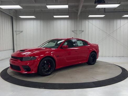 Used 2022 Dodge Charger SRT Hellcat RWD image 4