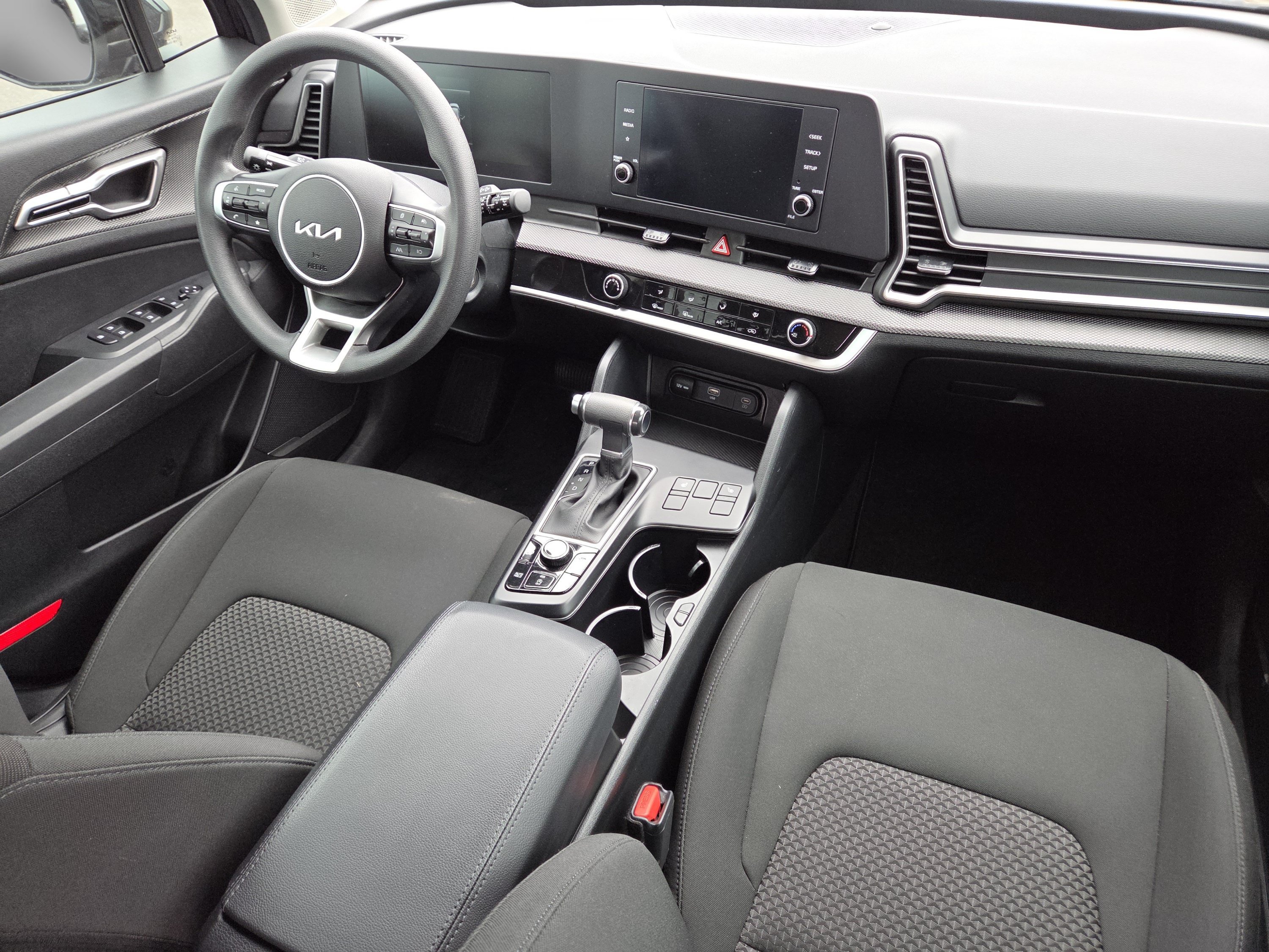 Used 2024 Kia Sportage LX AWD/4WD image 28