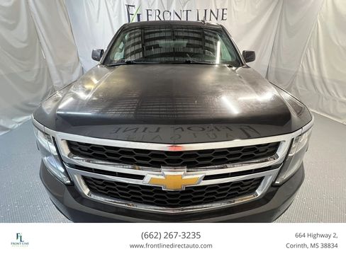 Used 2017 Chevrolet Suburban LS RWD image 2