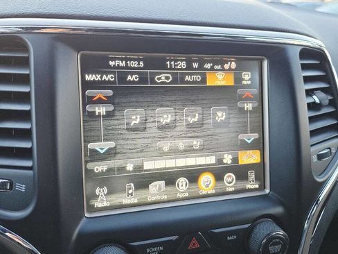 Used 2017 Jeep Grand Cherokee Limited w/ Luxury Group II image 21