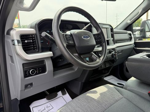 Used 2025 Ford F350 XLT AWD/4WD image 18