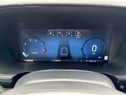 Used 2025 Ford F150 Lariat AWD/4WD image 13