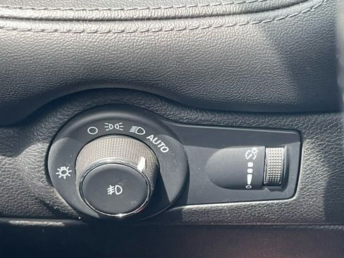 Used 2022 Dodge Durango GT AWD/4WD image 19