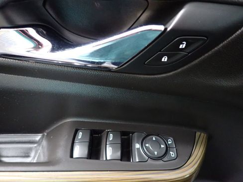 Used 2019 GMC Acadia SLE AWD/4WD image 24