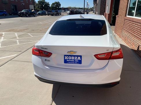 Used 2018 Chevrolet Malibu LT image 8