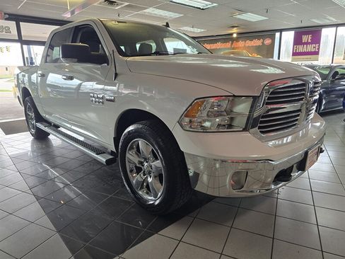 Used 2017 RAM 1500 Big Horn image 3