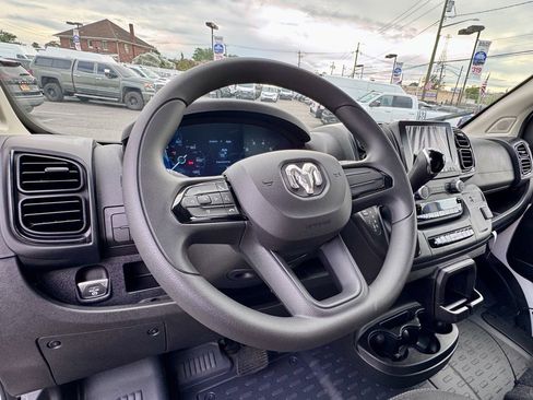 New 2025 RAM ProMaster 2500 image 15