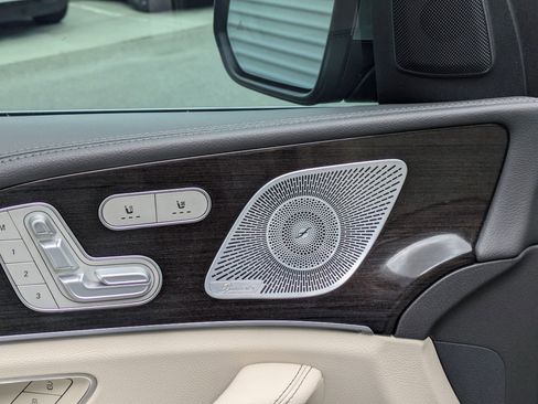 Used 2020 Mercedes-Benz GLE 350 4MATIC image 13