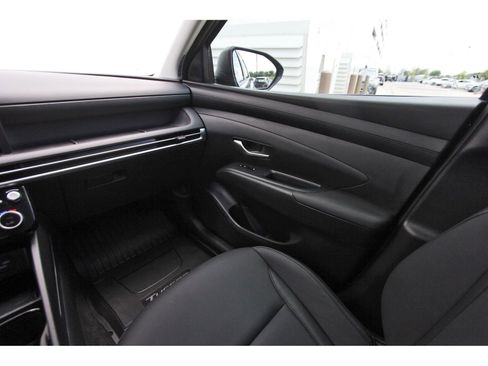 Certified 2025 Hyundai Tucson SEL FWD image 13