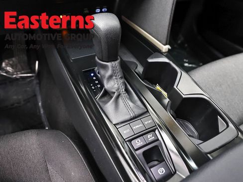 Used 2025 Toyota Camry LE FWD image 13