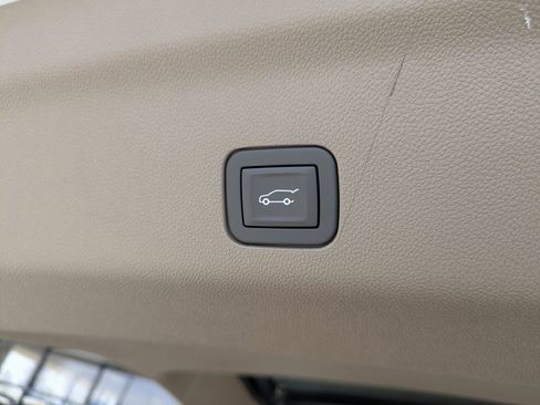 New 2026 GMC Yukon XL Denali w/ Sun & Power Step Package AWD/4WD image 33