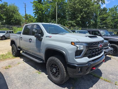 Used 2024 Chevrolet Silverado 2500 ZR2 w/ Technology Package