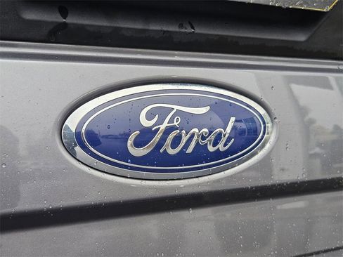 Used 2022 Ford F250 Lariat w/ Lariat Value Package image 32