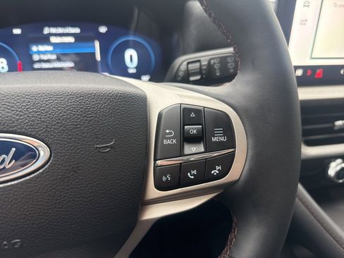 New 2026 Ford Explorer Active w/ Active Comfort Package image 17