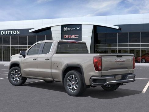 New 2026 GMC Sierra 1500 SLE image 3