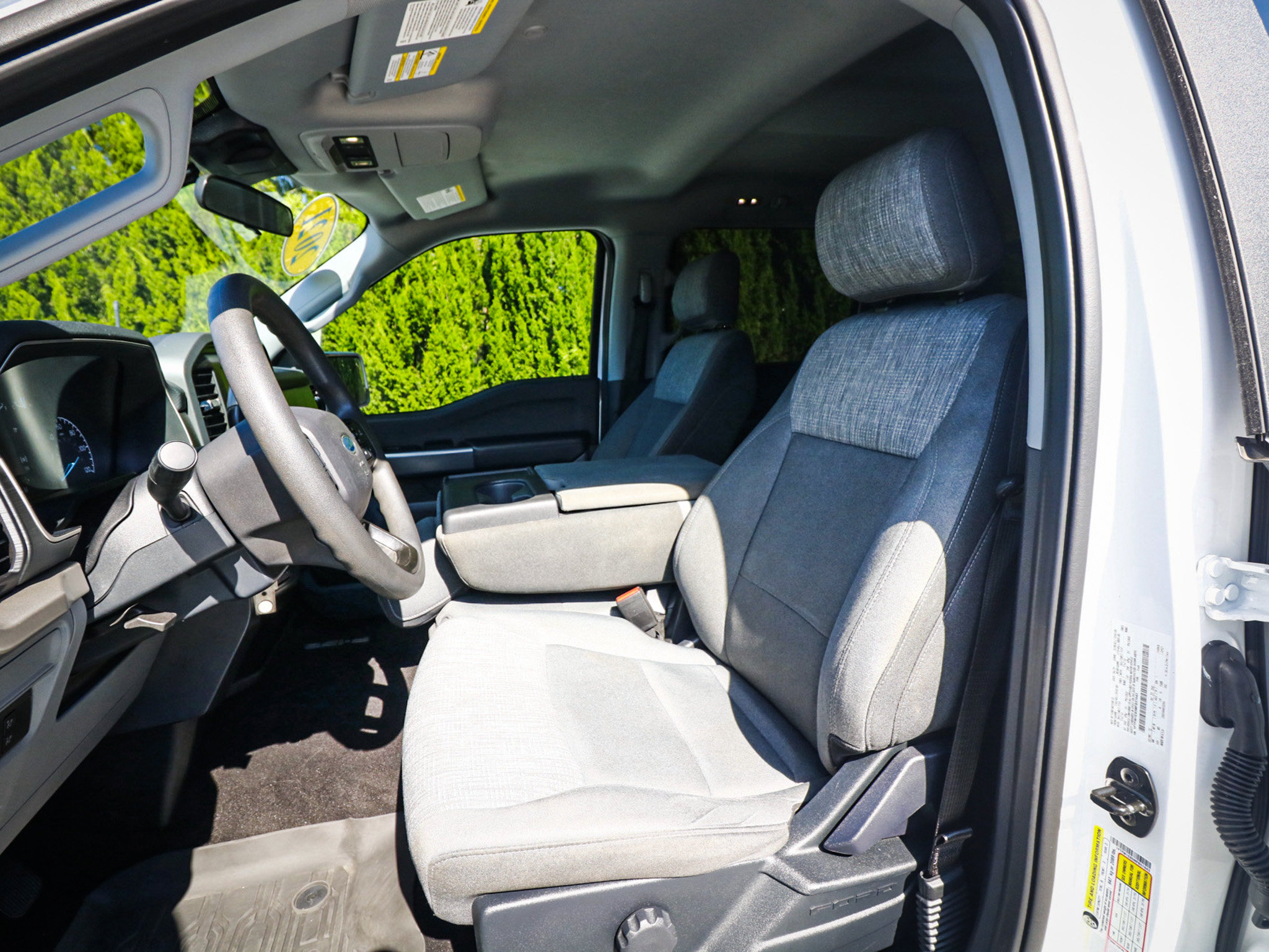 Used 2021 Ford F150 XLT AWD/4WD image 16