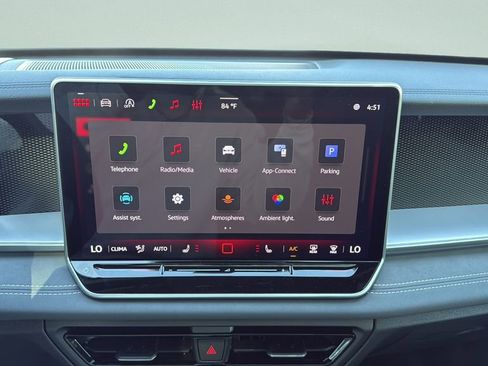 New 2026 Volkswagen Tiguan SE R-Line FWD image 28