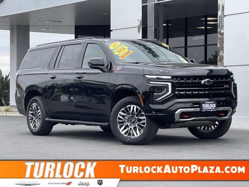 Used 2025 Chevrolet Suburban Z71 AWD/4WD image 1