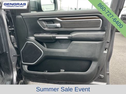 Used 2022 RAM 1500 Laramie AWD/4WD image 12
