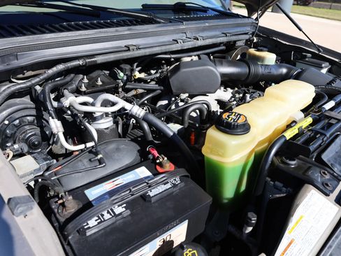 Used 2000 Ford Excursion XLT image 45