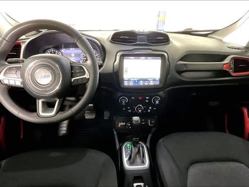 Used 2023 Jeep Renegade Trailhawk image 13