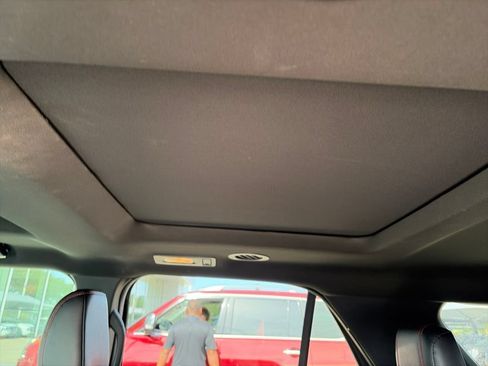 Used 2018 Ford Explorer Sport w/ Equipment Group 401A AWD/4WD image 15