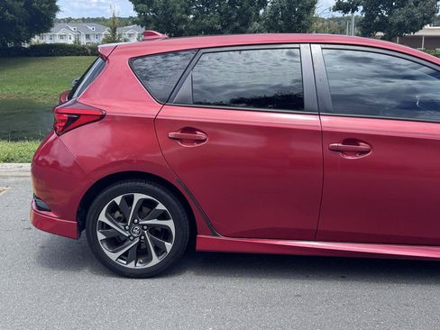 Used 2018 Toyota Corolla iM FWD image 28
